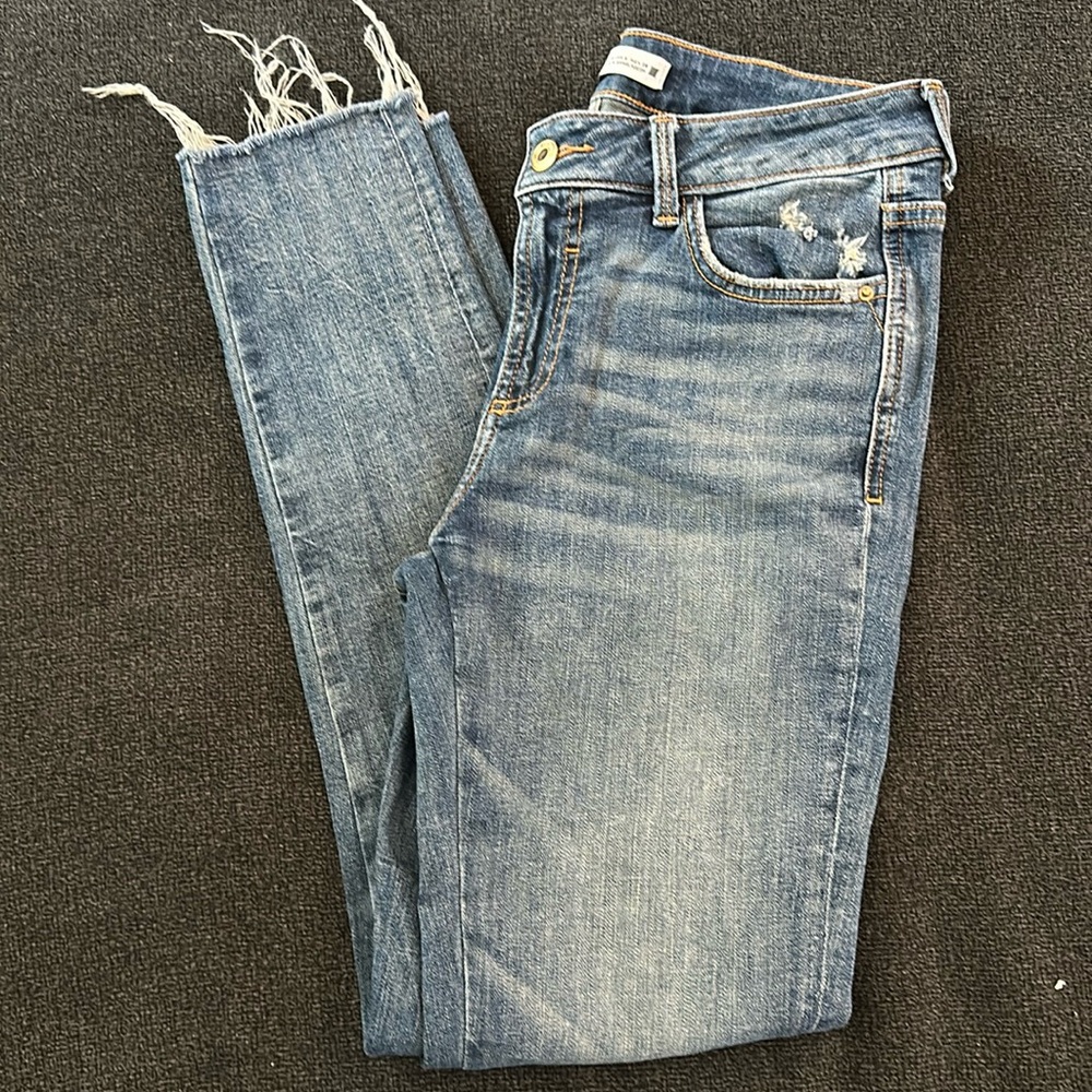 Zara skinny jeans. EUC